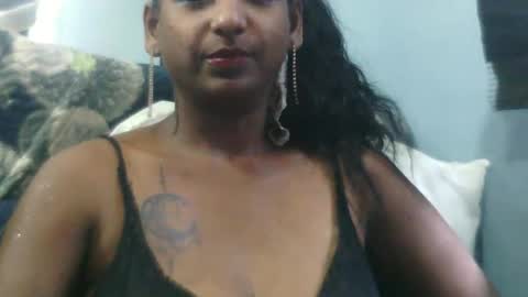 Snapshot of indiantina01 chatting on December 8, 2024, 10:41 am tina online show from December 8, 2024, 10:41 am