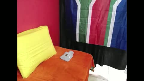 indianvixen07 online show from May 15, 2026, 11:23 pm