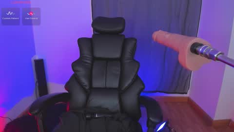 Hey  Im Indie follow me on my instagram  online show from December 2, 2025, 3:45 am