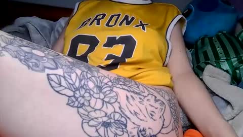 Snapshot of indigorayney chatting on February 26, 2026, 11:37 pm Indigorayney online show from February 26, 2026, 11:37 pm