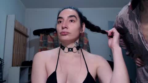 IndioandLuliXXX online show from May 18, 2026, 3:24 am