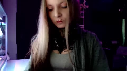 InesDesire online show from February 11, 2025, 7:12 am