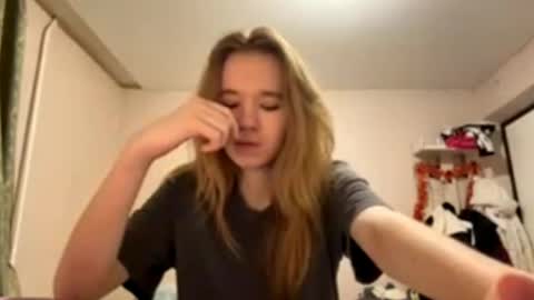 Sofia online show from March 29, 2026, 4:18 pm