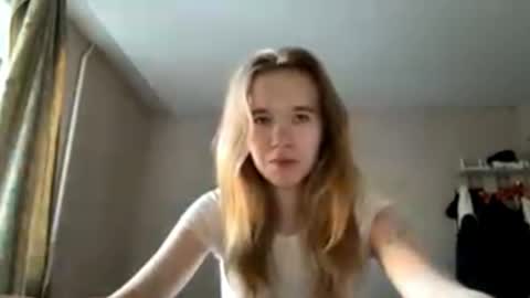 Snapshot of inespacheco chatting on May 19, 2026, 1:17 pm Sofia online show from May 19, 2026, 1:17 pm