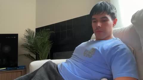 Lucas online show from November 15, 2025, 10:15 pm