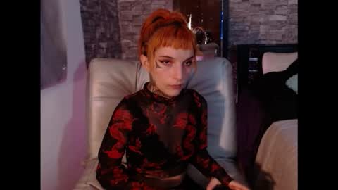 MOLLY online show from February 5, 2026, 3:55 am