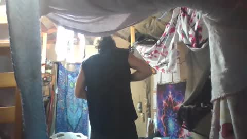 infinitflamezlife online show from October 3, 2025, 5:48 am