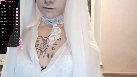 Snapshot of infinitina chatting on October 31, 2025, 4:19 pm Keily online show from October 31, 2025, 4:19 pm