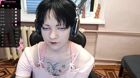 Snapshot of infinitina chatting on November 2, 2025, 1:02 pm Keily online show from November 2, 2025, 1:02 pm