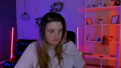 inga_gree online show from May 8, 2026, 7:08 pm