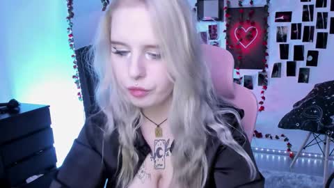 Roki online show from October 27, 2025, 4:22 pm