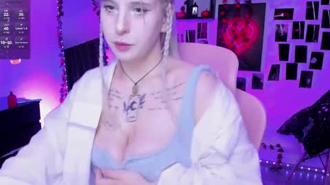 Roki online show from November 1, 2025, 10:01 pm