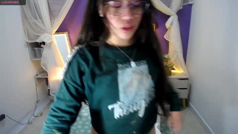 Ingrid petite online show from December 29, 2024, 10:36 pm