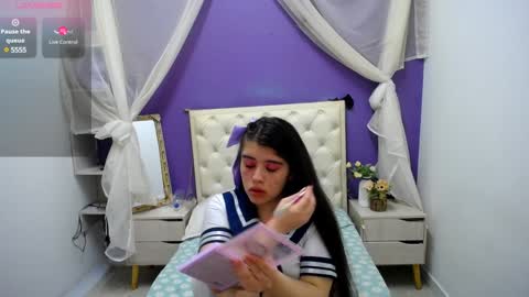 Ingrid petite online show from December 31, 2024, 1:19 pm