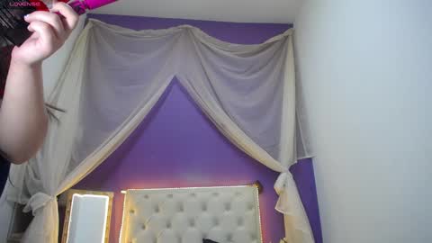 Ingrid petite online show from January 16, 2025, 11:59 pm