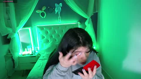 Ingrid petite online show from January 21, 2025, 10:30 pm