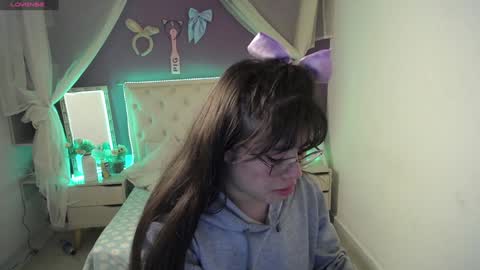 Ingrid petite online show from January 22, 2025, 4:34 am