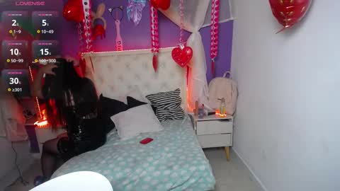 Ingrid petite online show from February 14, 2025, 11:42 pm