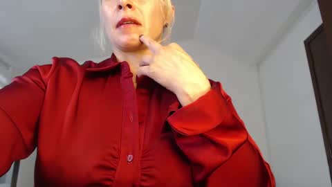 Snapshot of ingridbergman chatting on January 8, 2025, 7:24 pm            online show from January 8, 2025, 7:24 pm
