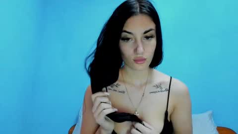 Ingrid online show from February 8, 2025, 8:42 pm