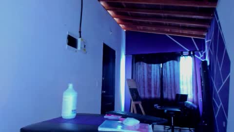 demon online show from February 8, 2026, 4:43 pm