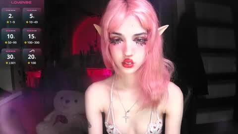 Snapshot of ink_pleasure chatting on October 29, 2025, 11:39 pm Pleasure With Rita online show from October 29, 2025, 11:39 pm