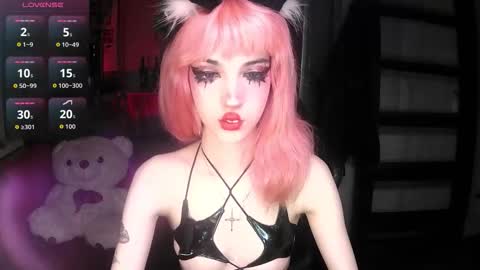 Snapshot of ink_pleasure chatting on October 31, 2025, 11:39 pm Pleasure With Rita online show from October 31, 2025, 11:39 pm