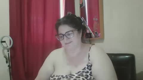Snapshot of inna46_ chatting on June 10, 2026, 12:37 pm inna46_ online show from June 10, 2026, 12:37 pm