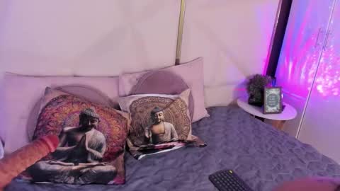 Snapshot of inndrahot chatting on March 11, 2026, 4:18 am Indra online show from March 11, 2026, 4:18 am