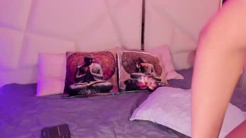 Snapshot of inndrahot chatting on March 18, 2026, 3:53 am Indra online show from March 18, 2026, 3:53 am