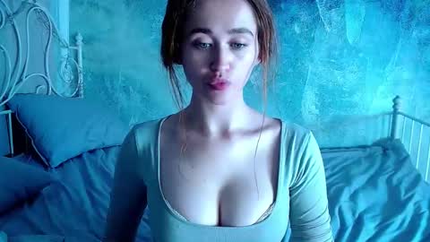 Snapshot of innnita chatting on September 20, 2025, 2:29 pm Lina online show from September 20, 2025, 2:29 pm