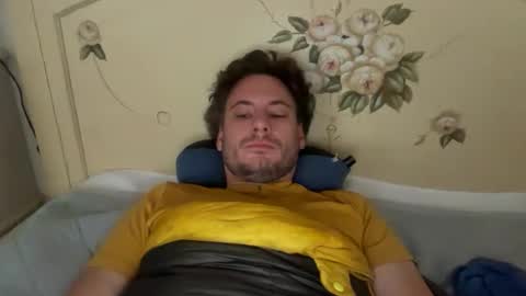 Snapshot of innocent__bystander chatting on November 28, 2025, 8:17 am innocent__bystander online show from November 28, 2025, 8:17 am