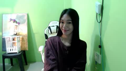 Snapshot of innocent_reign69 chatting on October 24, 2025, 7:21 pm Reign online show from October 24, 2025, 7:21 pm