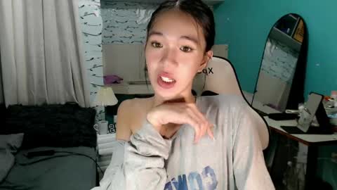Reign online show from May 21, 2026, 4:30 am