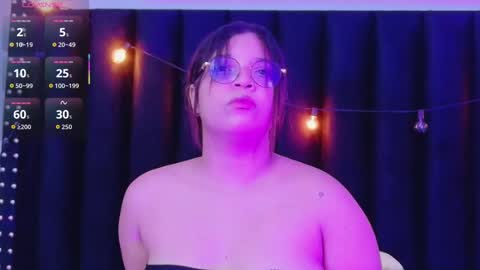 innocenthazel online show from November 2, 2025, 12:18 pm