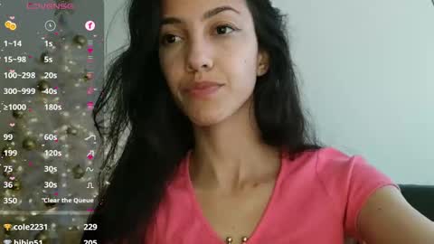 Snapshot of innocentlatiina chatting on December 27, 2024, 11:21 pm Laroa online show from December 27, 2024, 11:21 pm