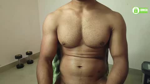 Snapshot of insanestud_miles chatting on December 17, 2024, 6:09 pm Miles online show from December 17, 2024, 6:09 pm