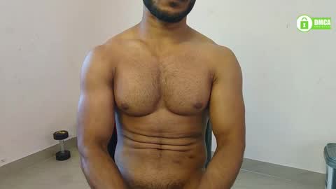 Snapshot of insanestud_miles chatting on December 25, 2024, 8:29 am Miles online show from December 25, 2024, 8:29 am