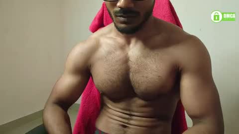 Snapshot of insanestud_miles chatting on January 24, 2025, 5:42 pm Miles online show from January 24, 2025, 5:42 pm