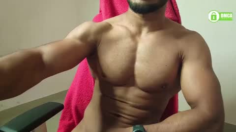 Snapshot of insanestud_miles chatting on February 19, 2025, 5:49 pm Miles online show from February 19, 2025, 5:49 pm