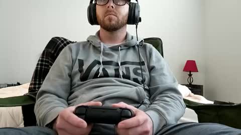 instagraham85 online show from February 9, 2025, 6:58 pm