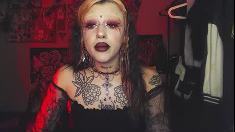 Snapshot of insunnity666 chatting on November 15, 2025, 2:46 pm Insunnity666 online show from November 15, 2025, 2:46 pm