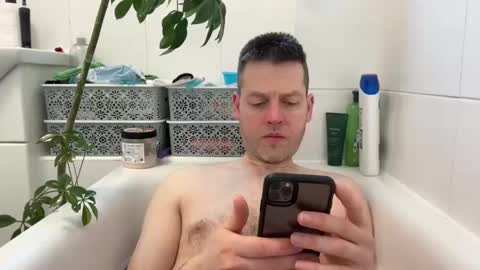 InterestedHun online show from March 4, 2025, 12:33 pm