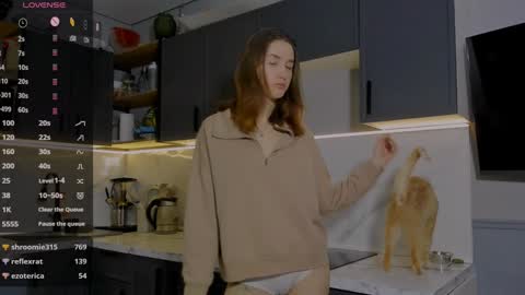 Snapshot of internetsexplorer chatting on December 14, 2024, 1:06 am Bernadette  Join  online show from December 14, 2024, 1:06 am