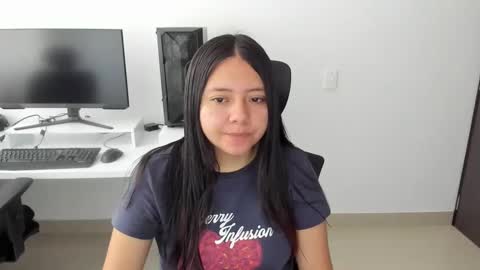 Snapshot of inthegreenway chatting on September 26, 2025, 1:26 pm Iris 3 online show from September 26, 2025, 1:26 pm