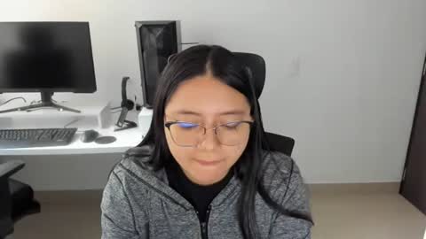 Snapshot of inthegreenway chatting on October 8, 2025, 2:04 pm Iris 3 online show from October 8, 2025, 2:04 pm