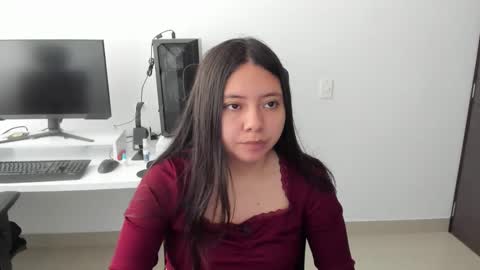 Snapshot of inthegreenway chatting on October 22, 2025, 2:28 pm Iris 3 online show from October 22, 2025, 2:28 pm