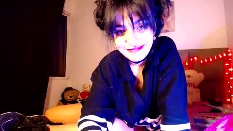 Little Gretchen online show from January 13, 2025, 1:23 am
