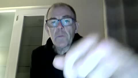 inthemood63 online show from October 5, 2025, 7:23 pm