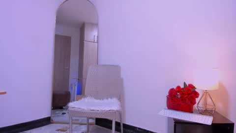 Snapshot of intime_zone chatting on October 16, 2025, 7:59 pm Pantyhose Queen online show from October 16, 2025, 7:59 pm